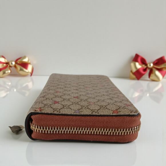 Gucci Micro GG Star Supreme Coated Canvas Zip Around Wallet - Picture 7 of 16